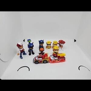 E-23  Nickelodeon Paw Patrol Action Pup Figures Lot-10 Figures
